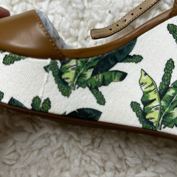 Got It Love it Palm Leaf Vacation Wedge Heels - Picture 10 of 10